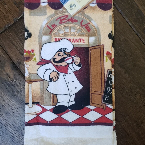 4 piece kitchen collection, 2 pot holder,  1 oven mitt and 1 hand towel  nwt - Picture 3 of 6